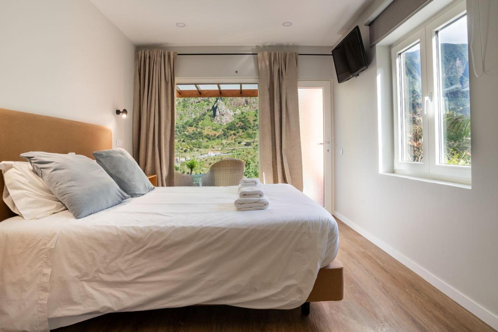 Madeira Surf Lodge Сан-Висенти Экстерьер фото