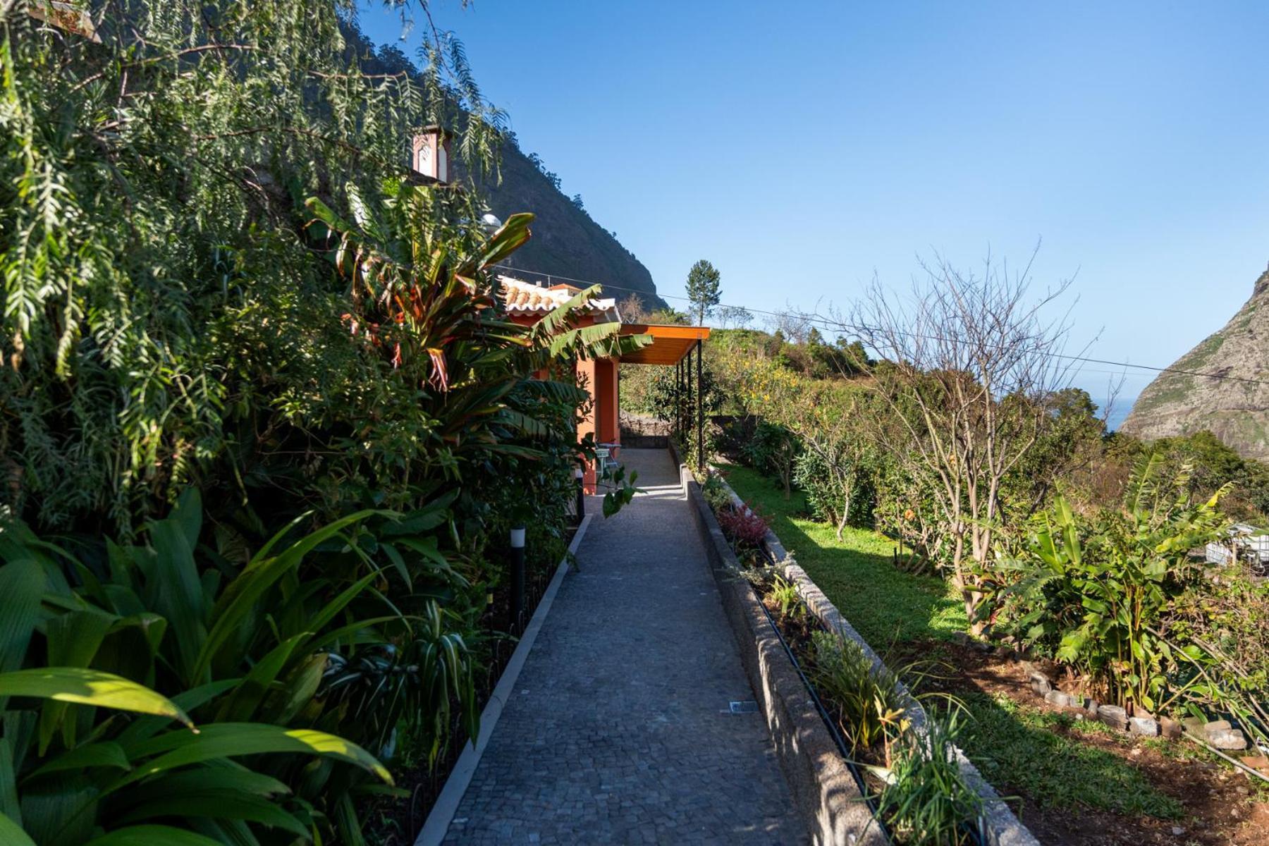 Madeira Surf Lodge Сан-Висенти Экстерьер фото